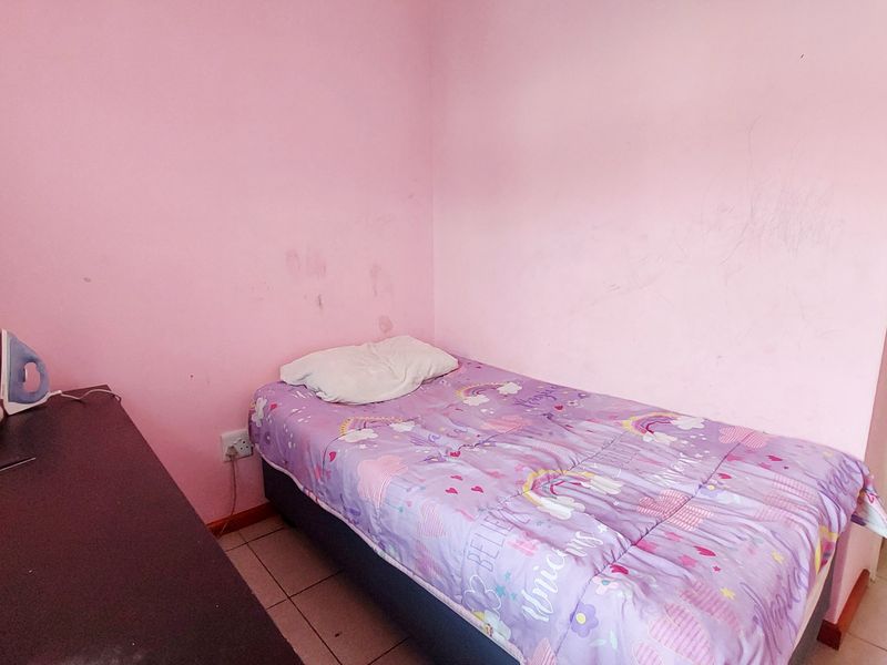 2-Bedroom Semi-Detached Home in the Heart of Eersterivier - Photo 7