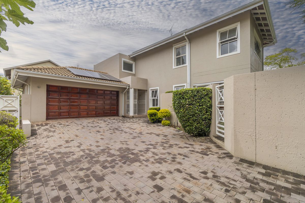 Freestanding Home In Boutique Style Complex- Show House Sunday By Appointment - Photo 3