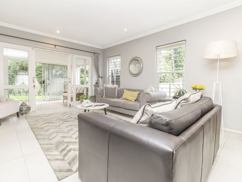 Freestanding Home In Boutique Style Complex- Show House Sunday By Appointment - Photo 5