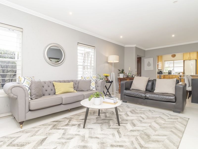 Freestanding Home In Boutique Style Complex- Show House Sunday By Appointment - Photo 7