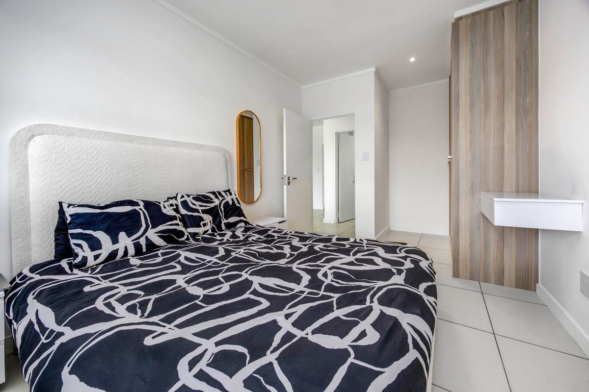 Modern one bedroom apartment in Lonehill - Photo 5