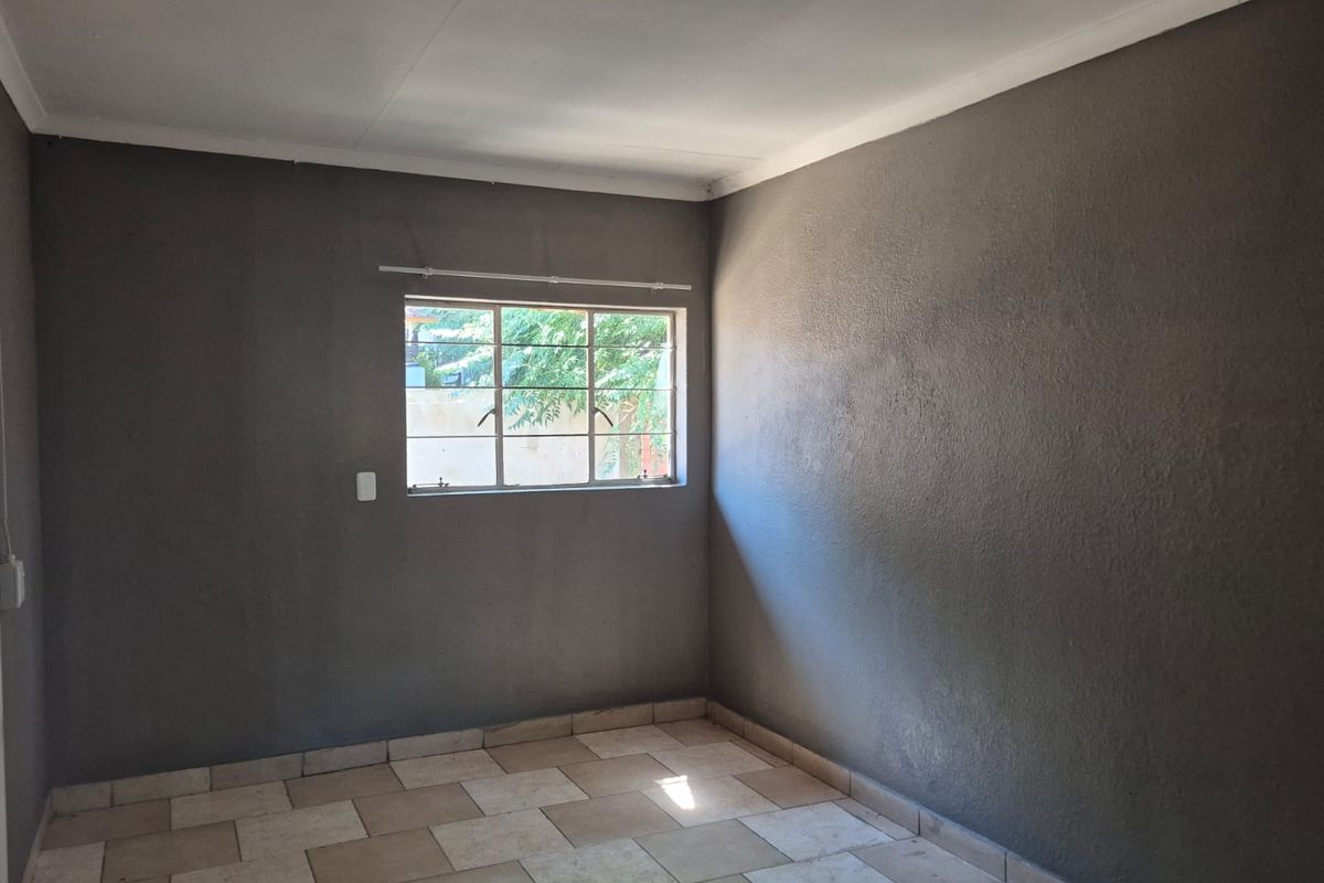 Great Investment Opportunity – 6 Units - Photo 3