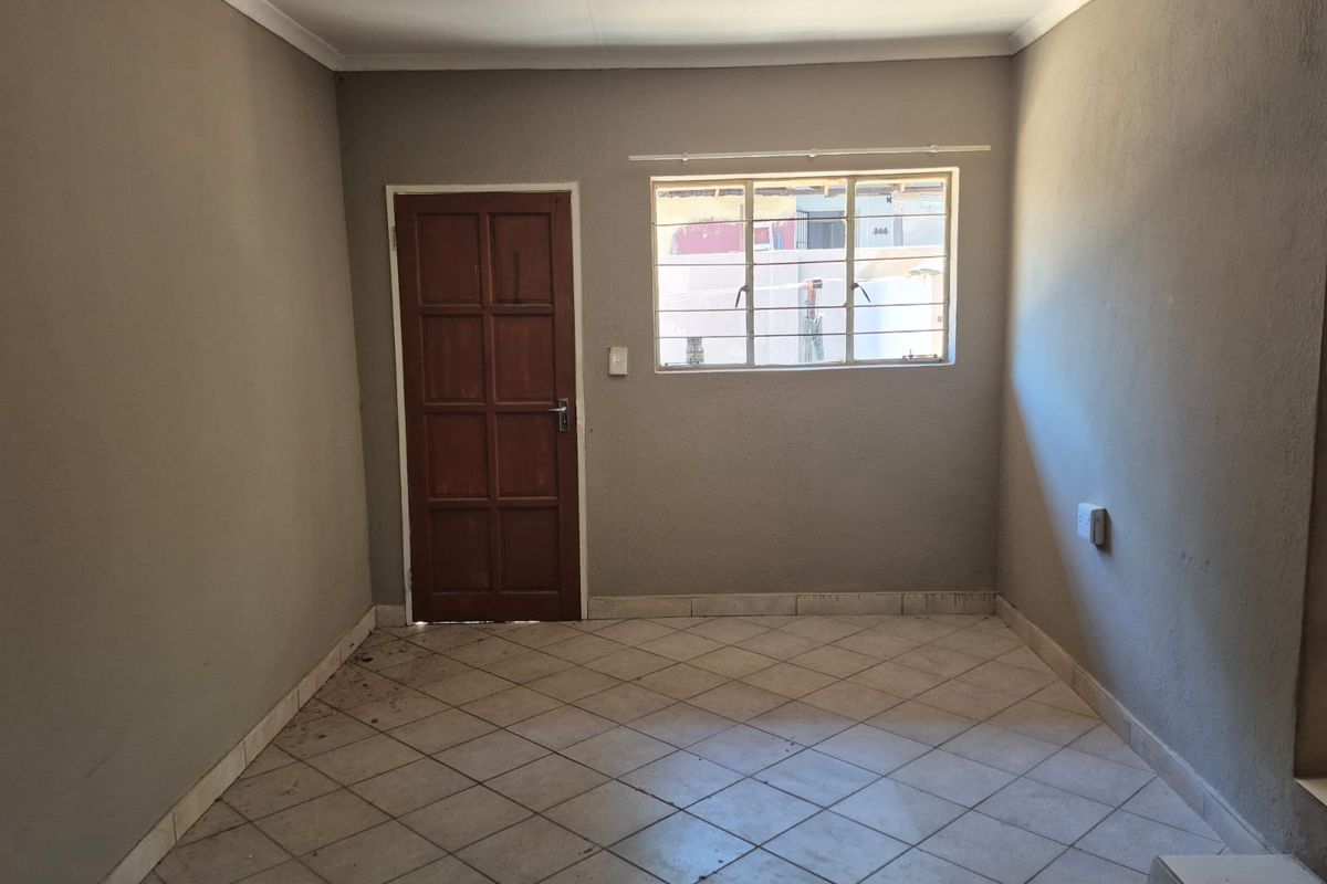 Great Investment Opportunity – 6 Units - Photo 4