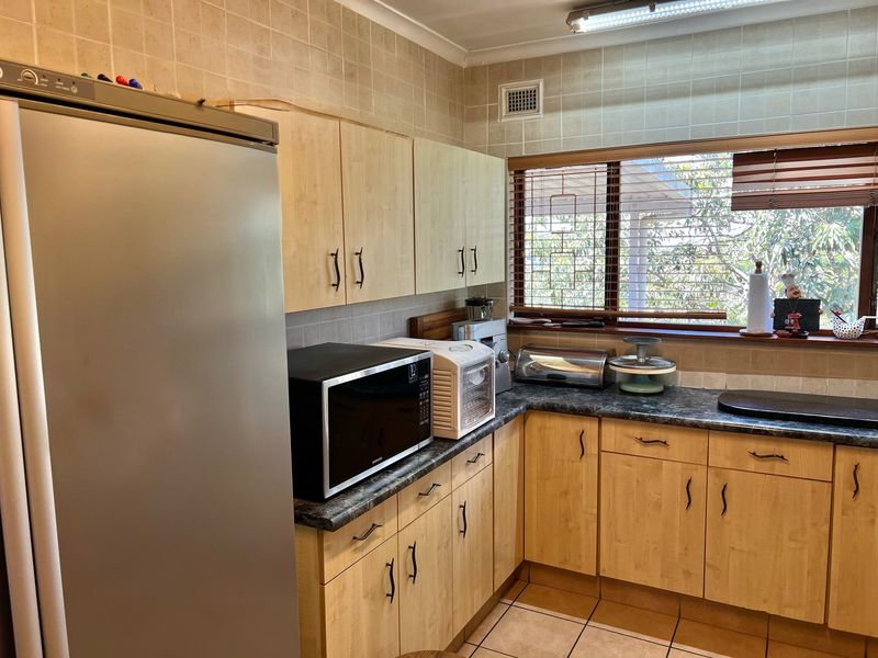 3 Beds  Wakesleigh Investors Student Accommodation - Photo 4