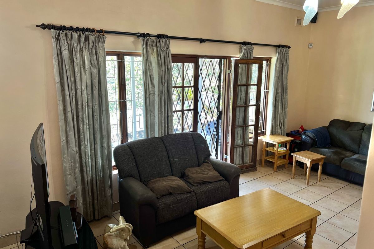 3 Beds  Wakesleigh Investors Student Accommodation - Photo 3