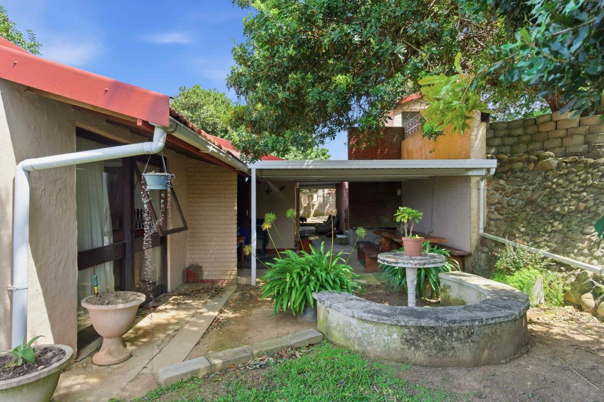 Opportunity awaits on this 3 Bedroom Home with Study and Private garden - Photo 3