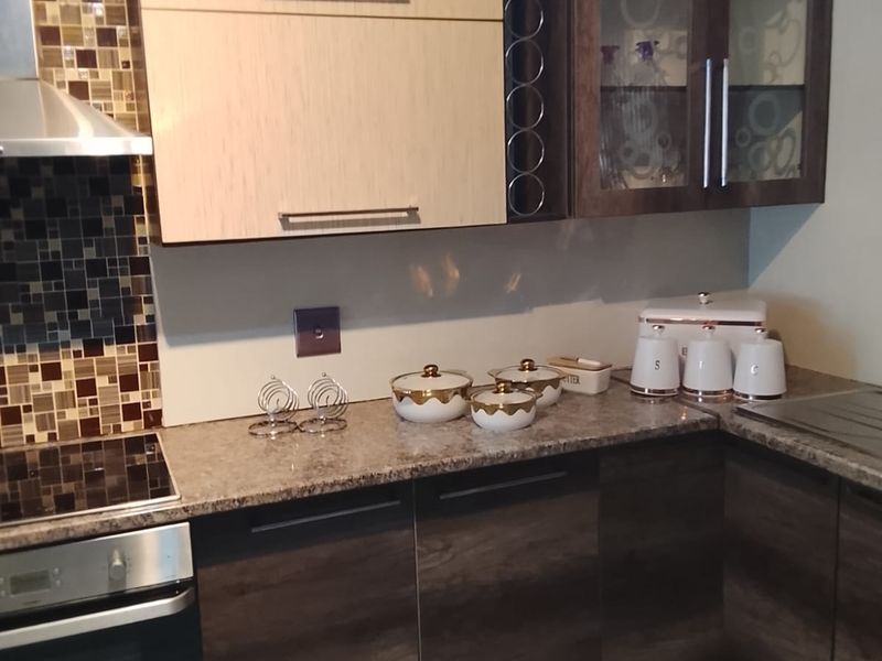 Charming 2-bedroom apartment in Vanderbijlpark CW 3, perfect for first-time buyers or investors! - Photo 10