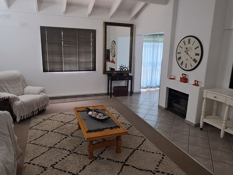 Freestanding For Sale In Newcastle - Photo 5