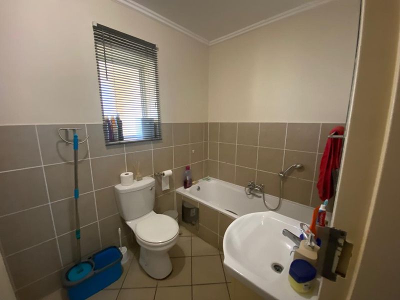 Charming 1-bedroom apartment for sale in Riverspray Lifestyle Estate, Vereeniging – your dream home - Photo 8