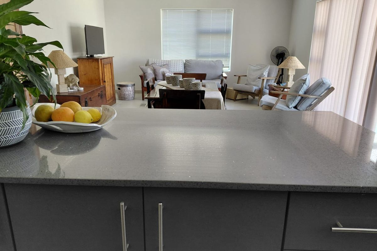 Neat Townhouse to Let - Photo 5