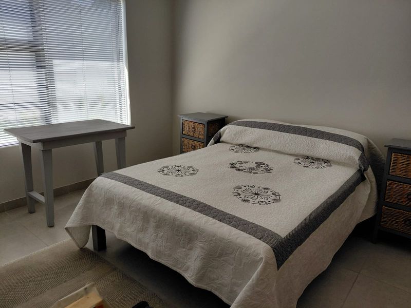 Neat Townhouse to Let - Photo 6