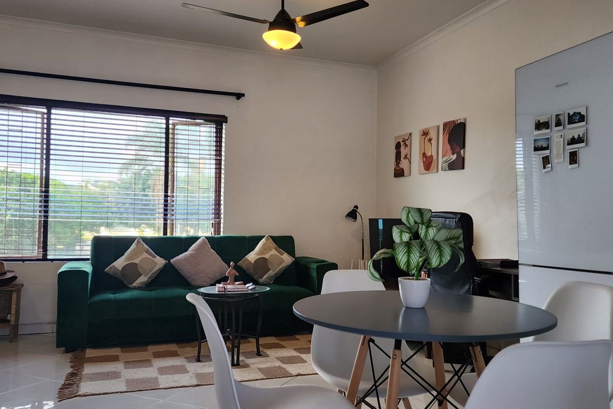 Versatile Property with Income Potential in Prime Sunningdale Location - Photo 3