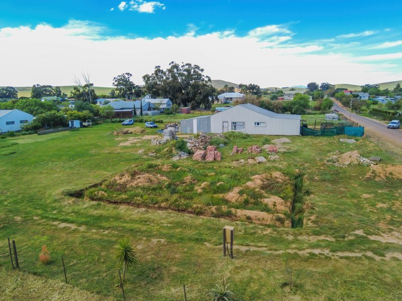 "Homesteading" -Country Barn living - Moorreesburg on 1983m2 plot - Photo 4
