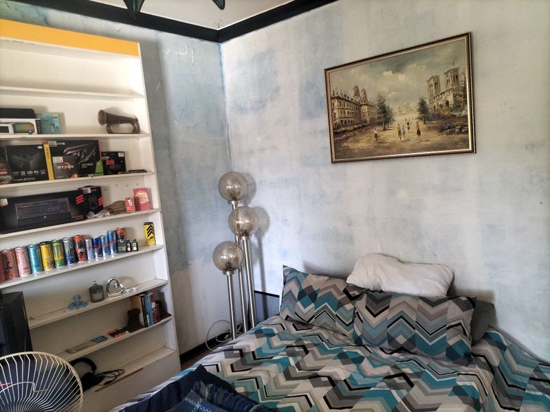 Investor’s Dream on 2552m2 Stand with Flatlet and Borehole - Photo 8