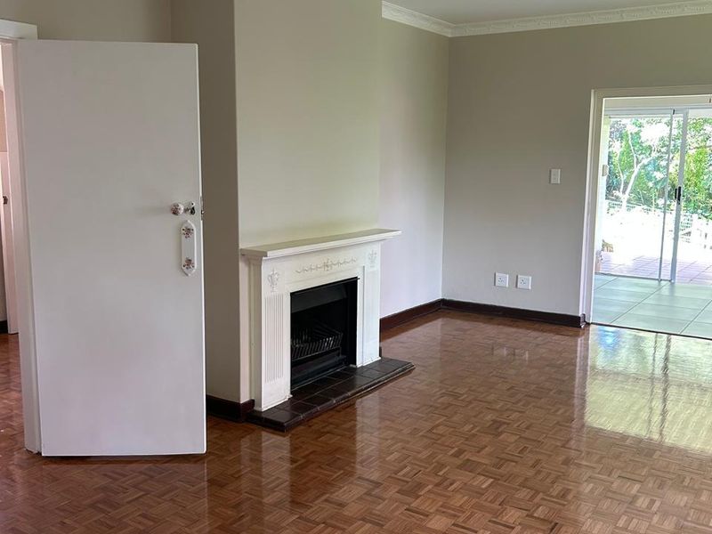 Kloof central, close to all amenities - Photo 10