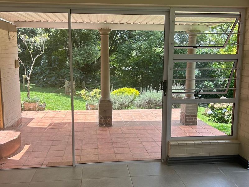 Kloof central, close to all amenities - Photo 5