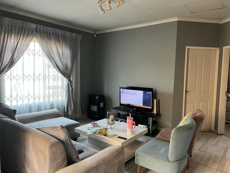 3 BEDROOM HOUSE FOR SALE IN Sharon Park LifeStyle Estate - Photo 4