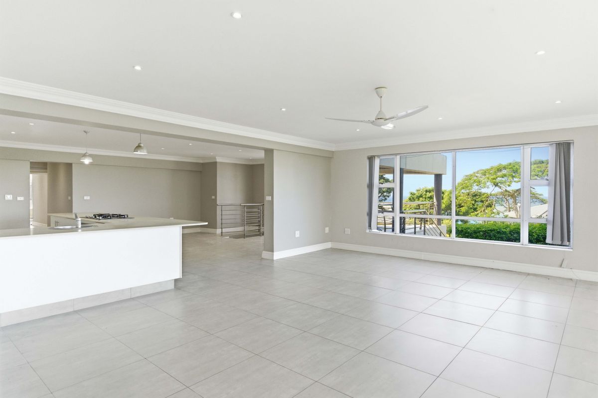 Elegant Apartment Living - Photo 5