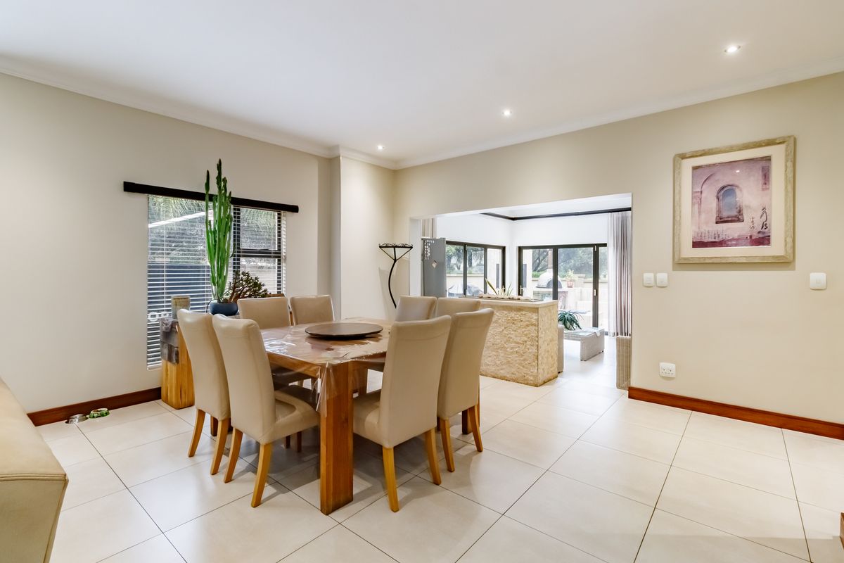 Welcome Home – Where Elegance and Comfort Meet! - Photo 3