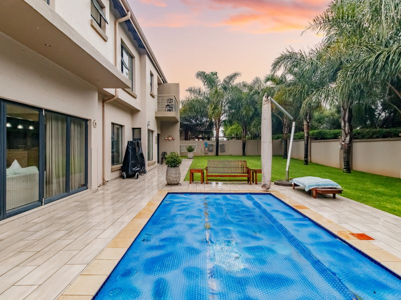 Welcome Home – Where Elegance and Comfort Meet! - Photo 9