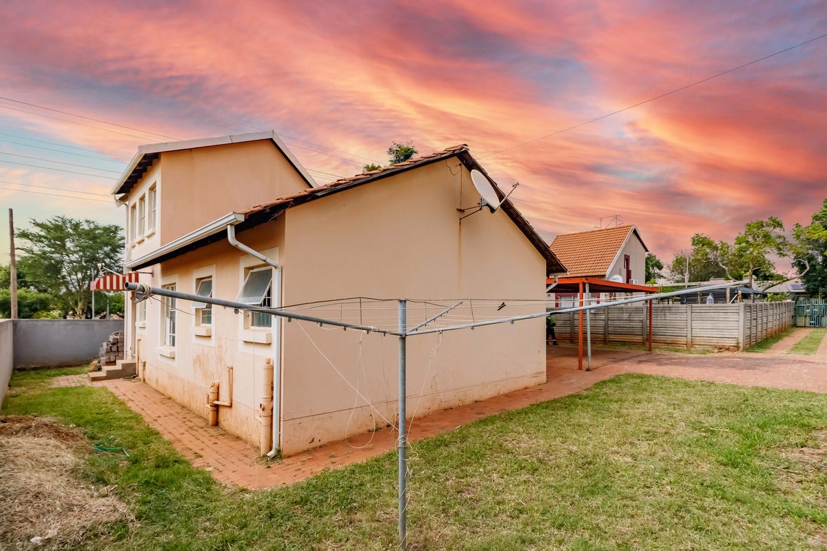 Bidding starts from R800 000.00 all offers accepted - Photo 3