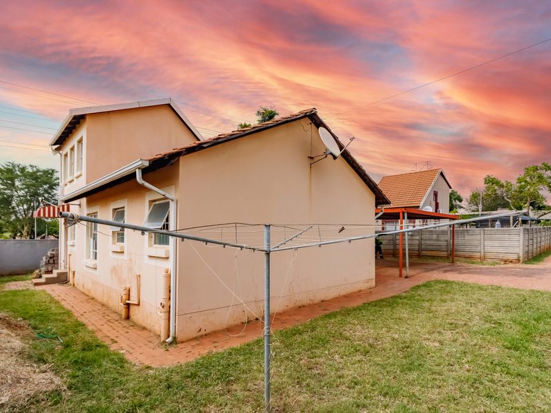 Bidding starts from R800 000.00 all offers accepted - Photo 3