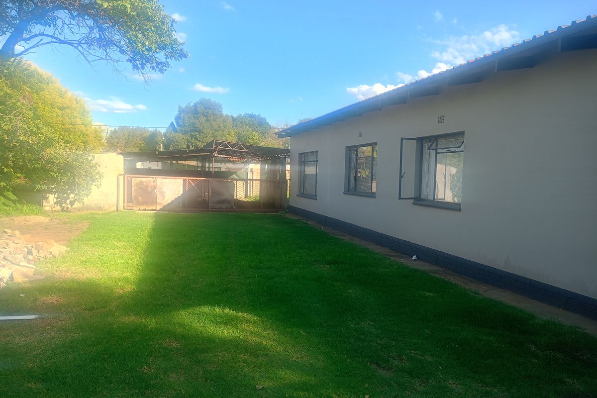 Beautifully Renovated 3-Bedroom Home in Sonland Park - Photo 5