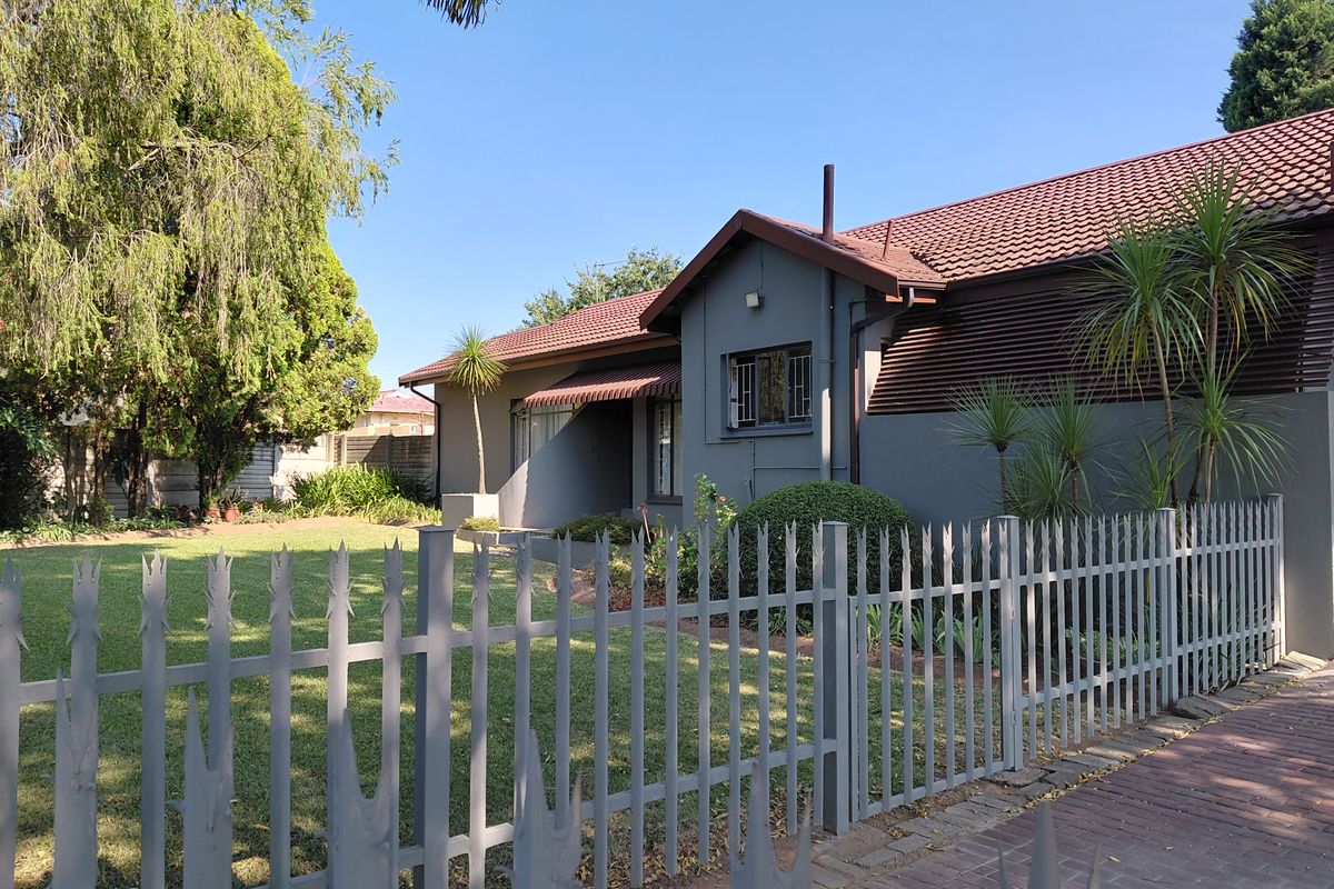 Beautiful, maintained family home for sale in quiet area. - Photo 2