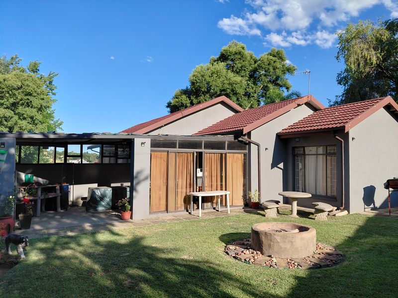 Beautiful, maintained family home for sale in quiet area. - Photo 4