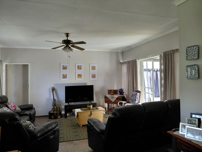 Beautiful, maintained family home for sale in quiet area. - Photo 9