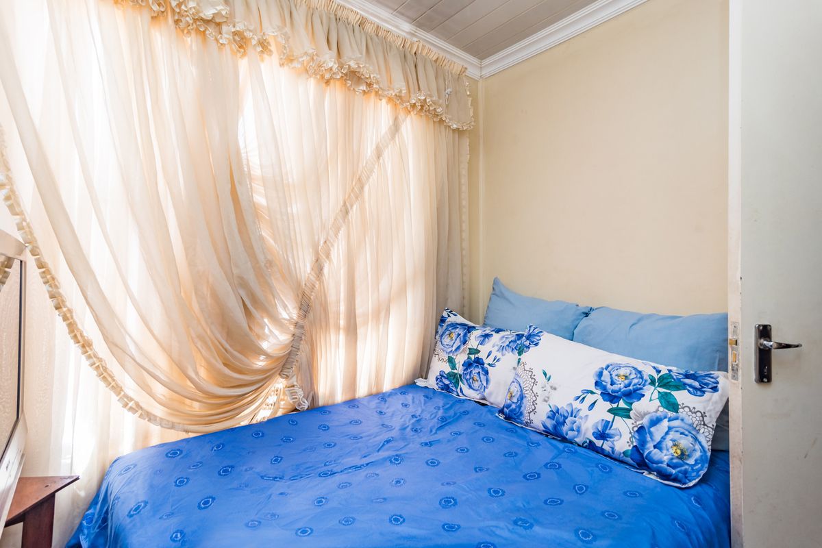 House for Sale In Protea Glen Ext 8! - Photo 5