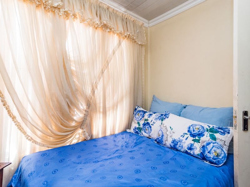 House for Sale In Protea Glen Ext 8! - Photo 5