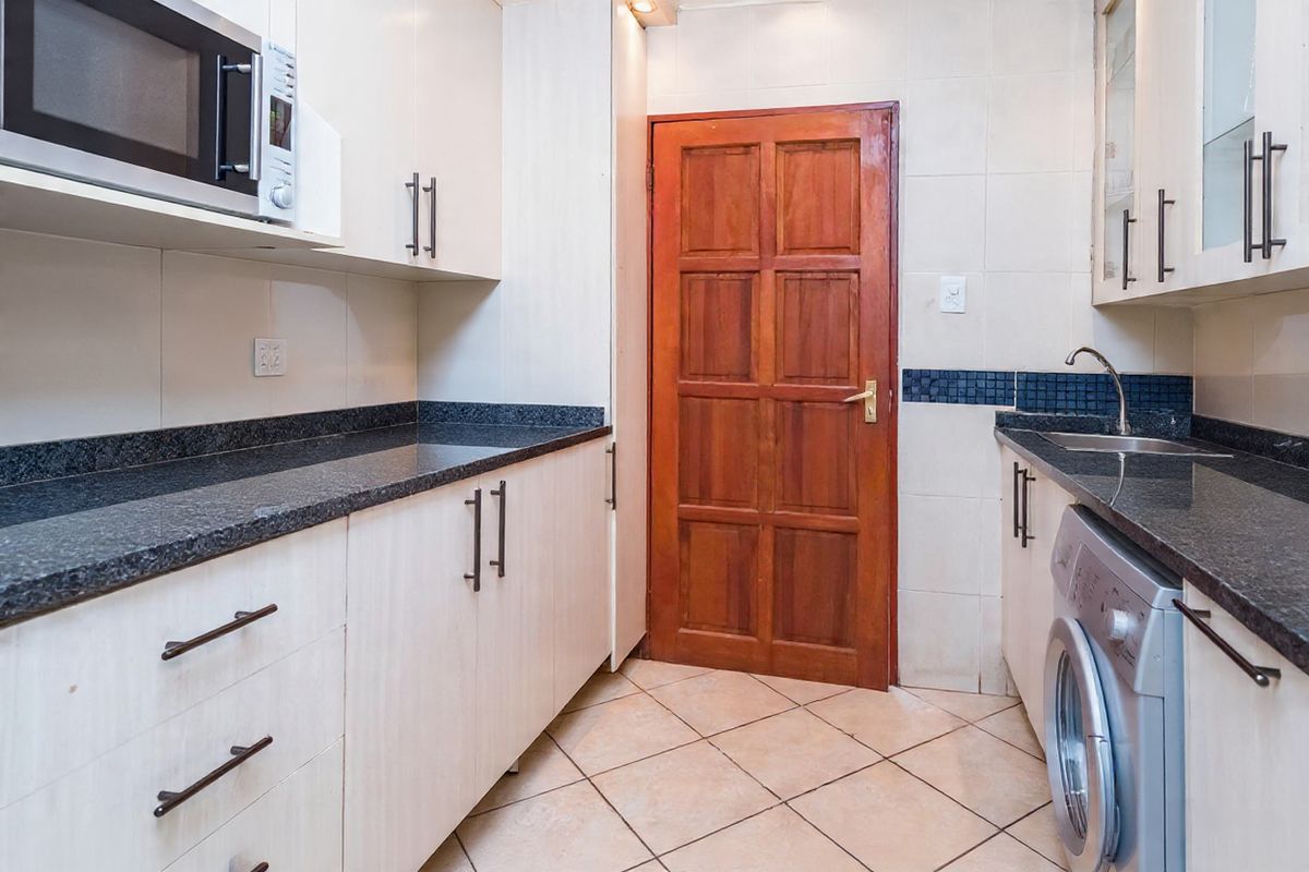 House for Sale In Protea Glen Ext 8! - Photo 3