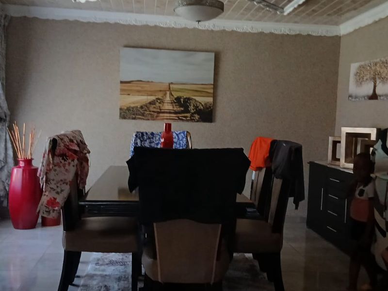 Stunning 3-bedroom home for sale - Photo 8