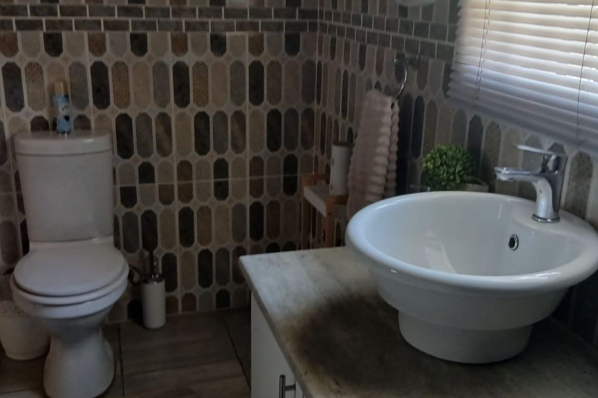 Stunning 3-bedroom home for sale - Photo 5