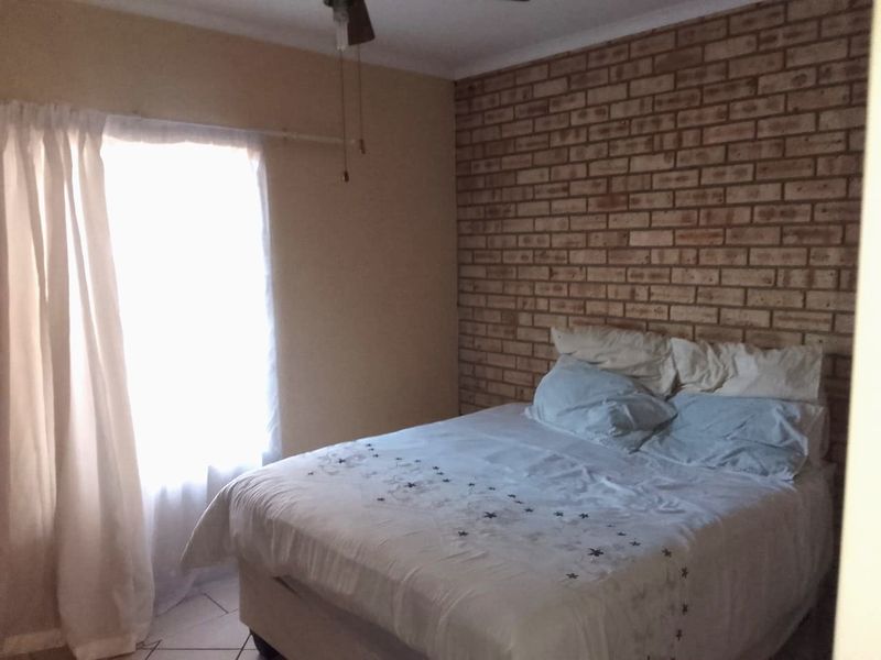 Excellent investment buy in Rustenburg Central - Photo 8