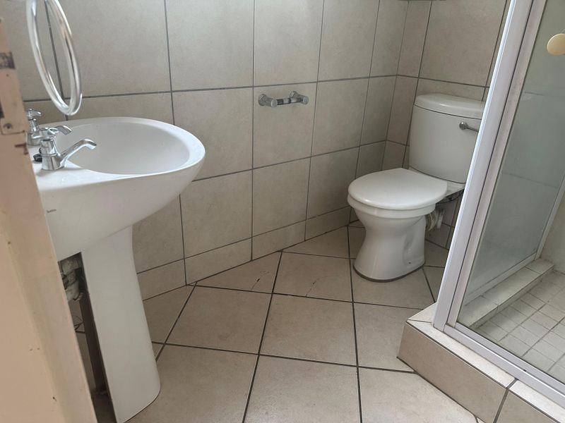 One Bedroom Apartment For Sale In Rustenburg Central! - Photo 8