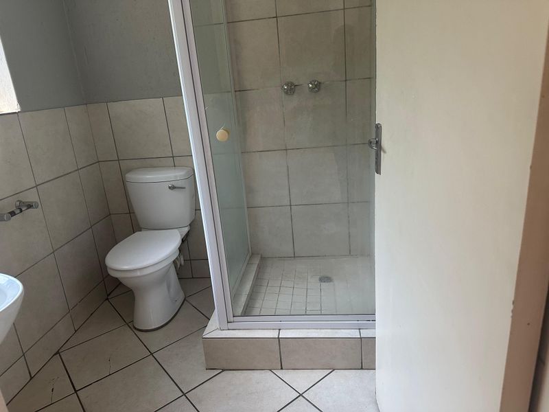 One Bedroom Apartment For Sale In Rustenburg Central! - Photo 9