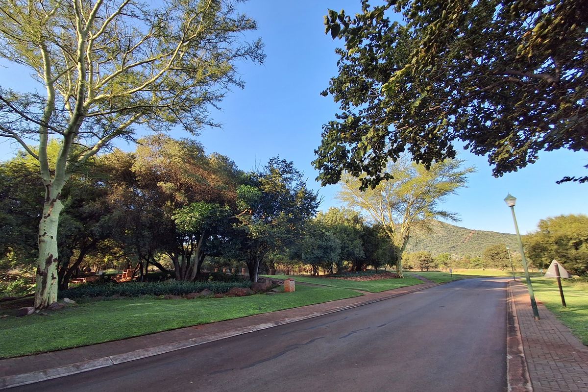 Buffelspoort -Build Your Dream Home in a Tranquil Eco Estate - Photo 2