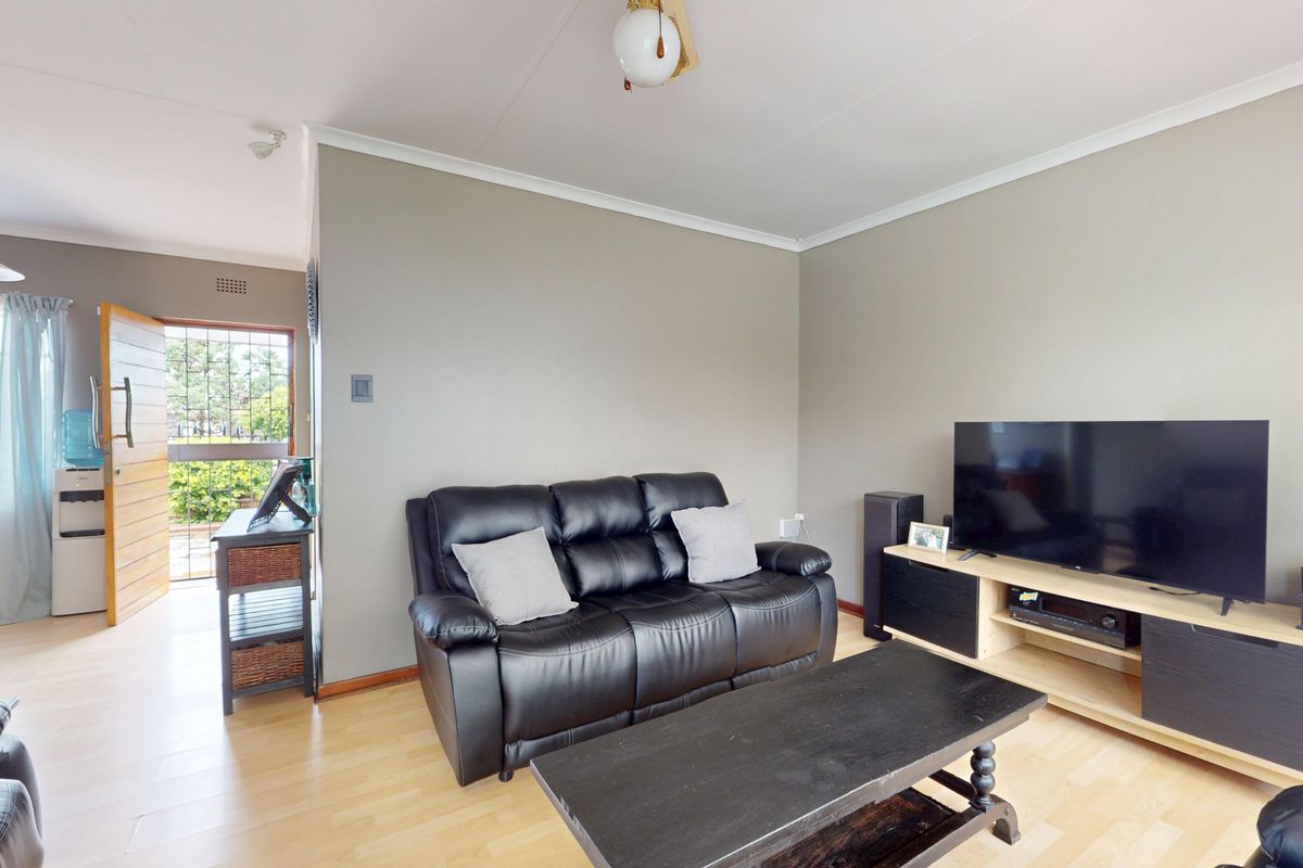 Start Your Property Journey in Style – Space, Potential & Location! - Photo 5