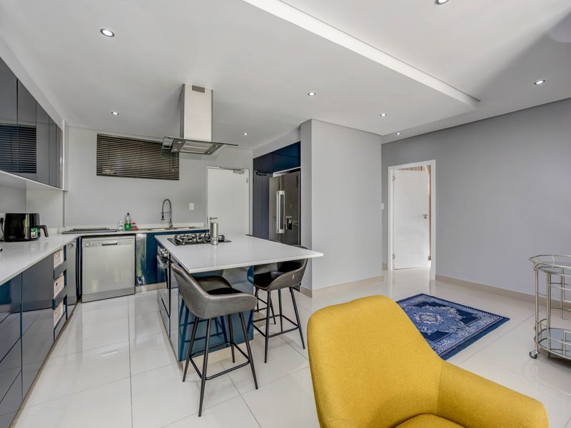 Modern, ground-floor, 3-Bedroom Apartment with sizeable garden - Photo 7