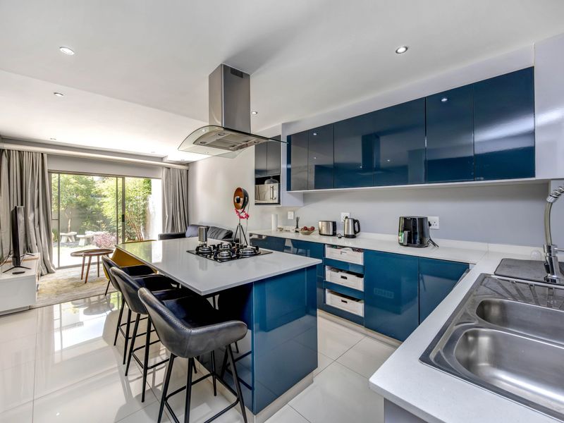 Modern, ground-floor, 3-Bedroom Apartment with sizeable garden - Photo 9