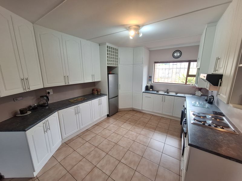 Great Address | Endless Views | Low Maintenance | Wavecrest - Photo 8