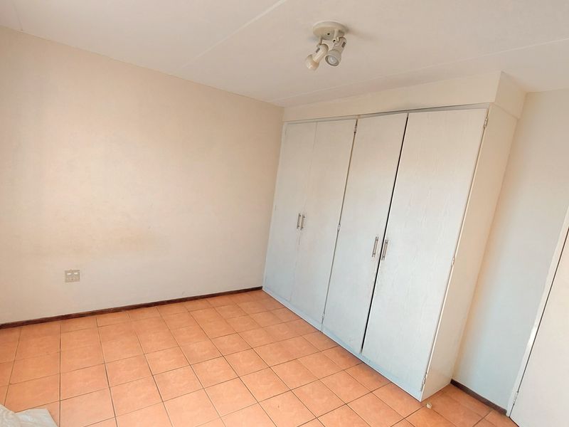 First Time Buyers Dream! - Photo 7