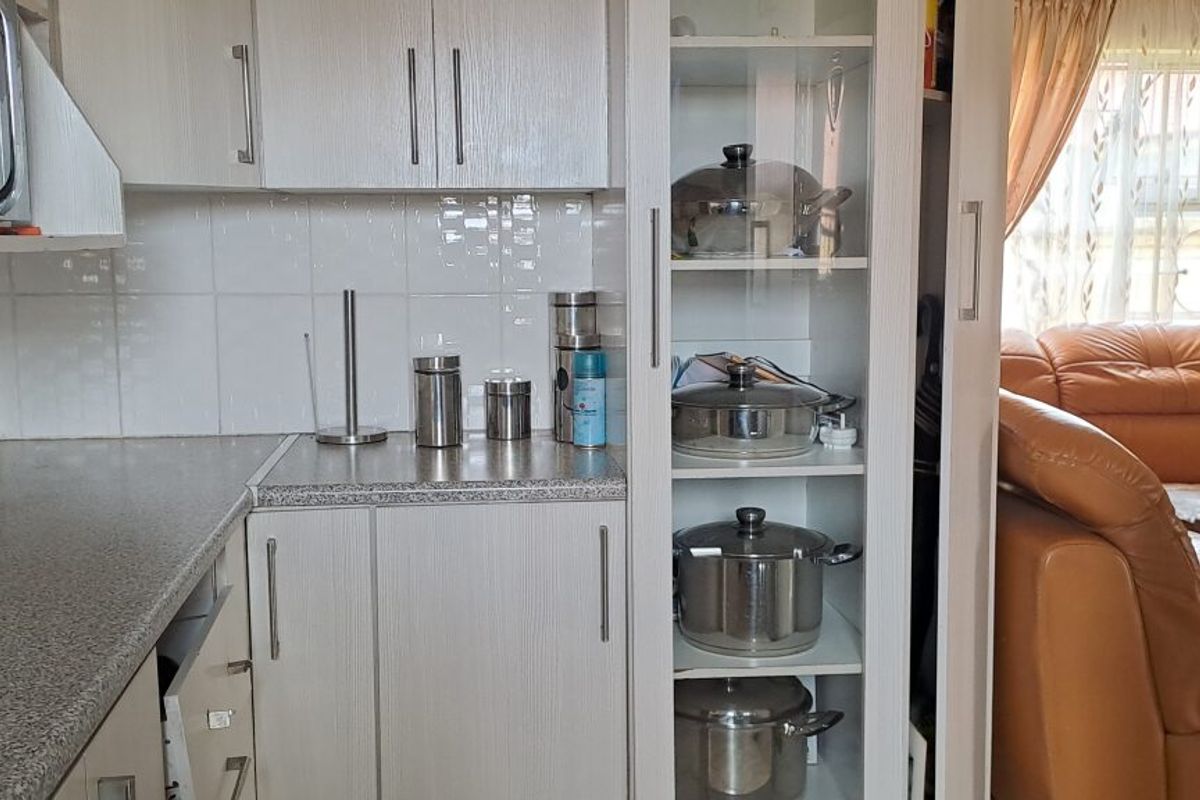 Lifestyle-focused for Modern living in a secure estate environment - Photo 3