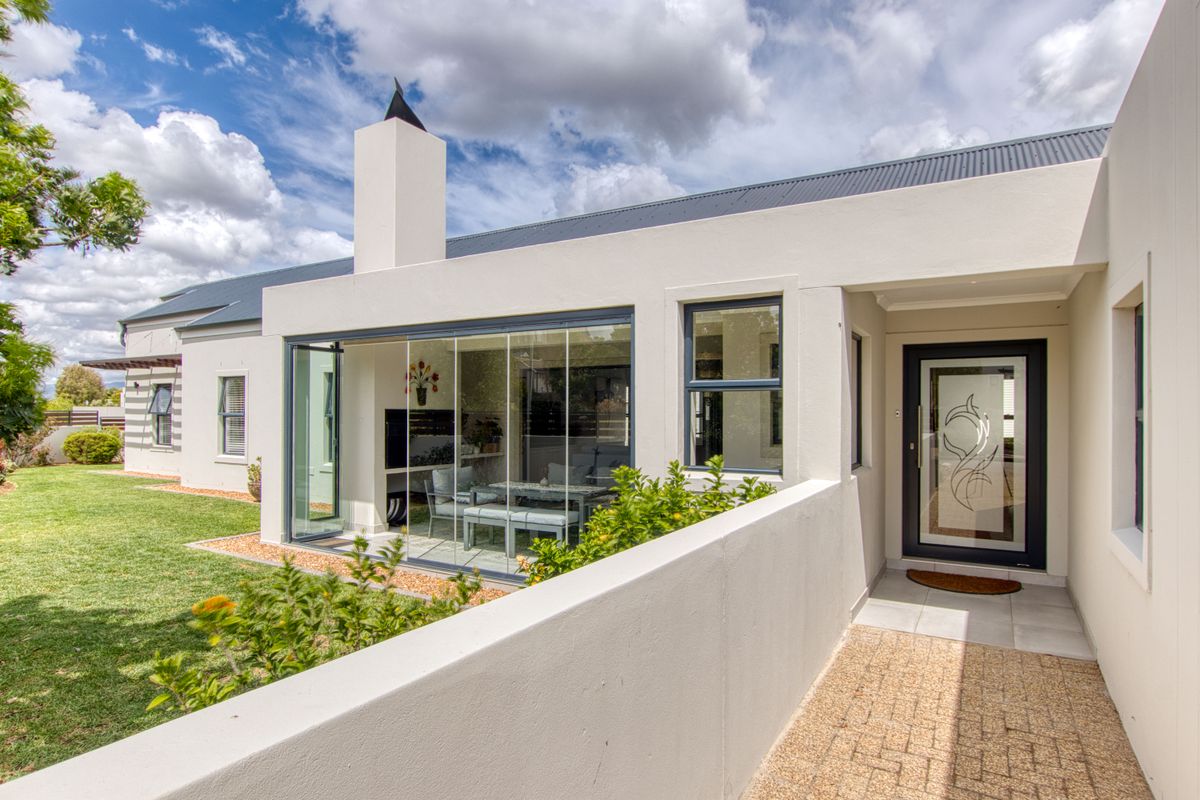 YOUR DREAM HOME AWAITS - Photo 2