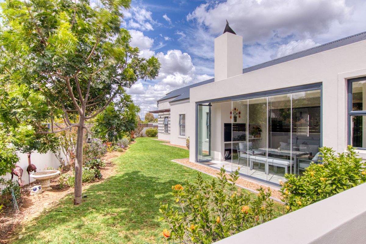 YOUR DREAM HOME AWAITS - Photo 3