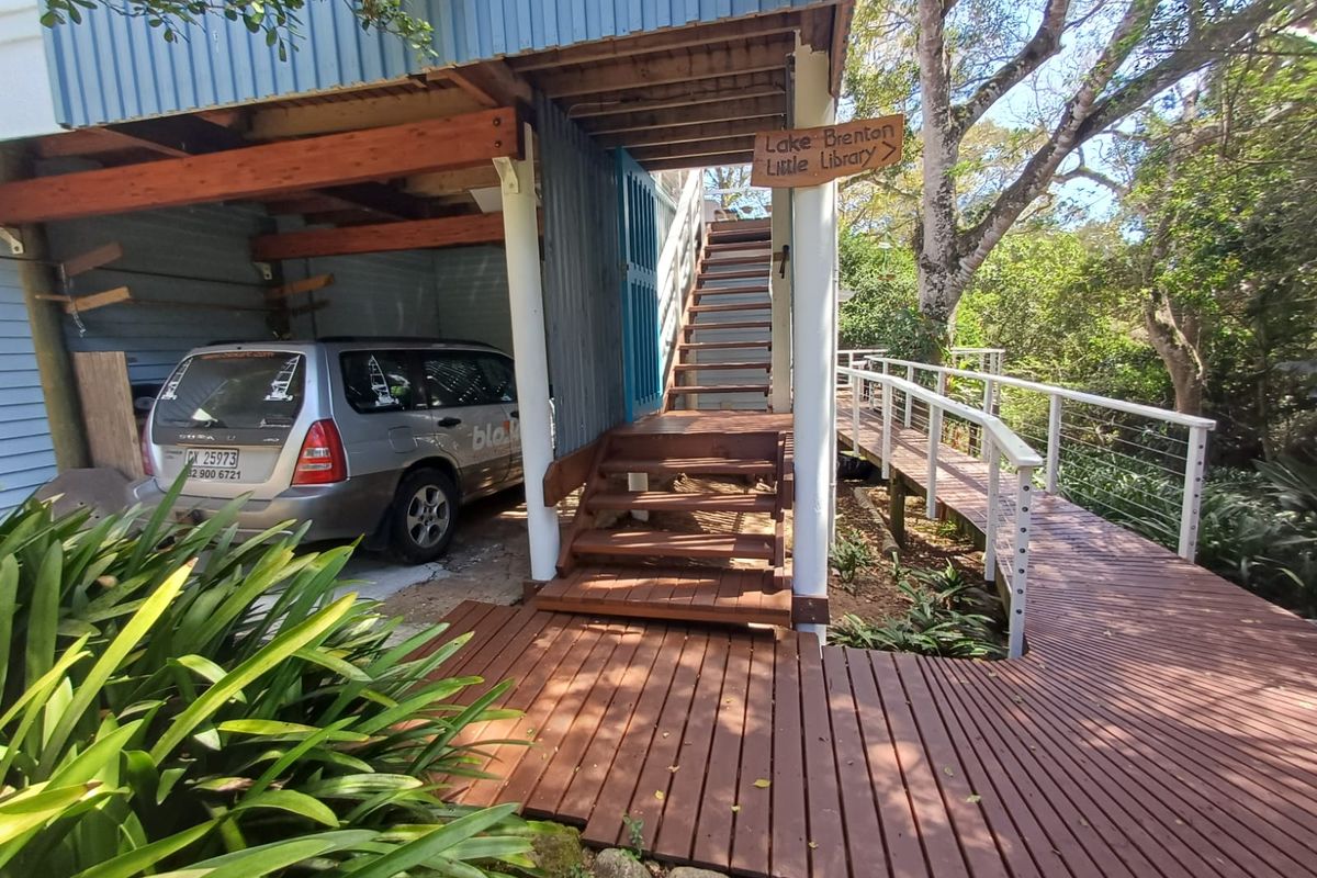 Tranquil Treetop Home with Separate Flat & Views - Photo 4