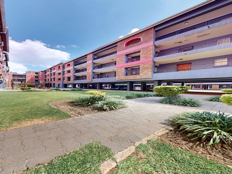 Secure Upstairs Apartment in Ravenswood – Perfect for First-Time Buyers or Investors - Photo 10