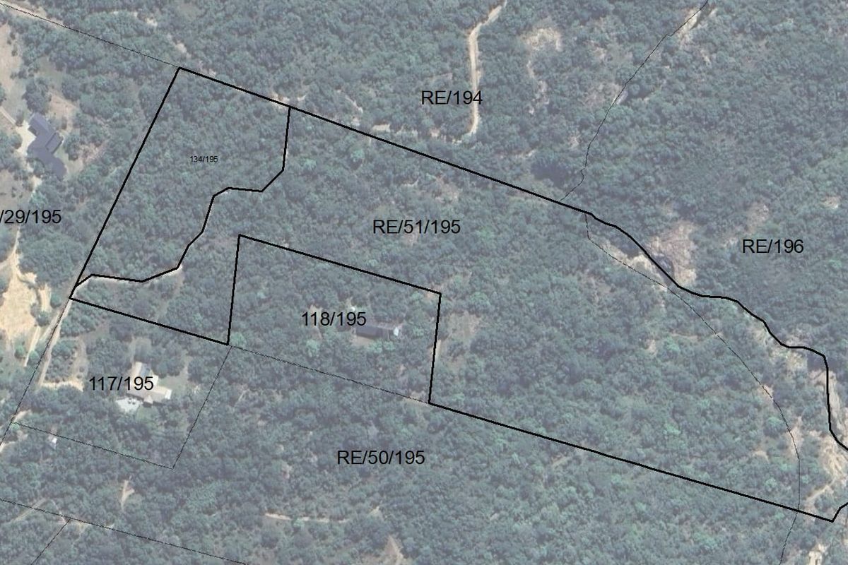 Discover 10,000m2 of prime vacant land for sale in Renosterkop, Nelspruit—your dream investment awai - Photo 4